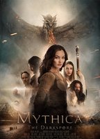 Mythica : The Darkspore 2015 película escenas de desnudos