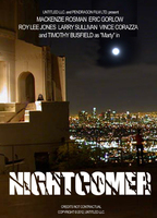 Nightcomer 2013 película escenas de desnudos
