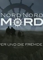 Nord Nord Mord: Clüver und die fremde Frau (2013) Escenas Nudistas