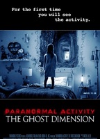 Paranormal Activity: The Ghost Dimension 2015 película escenas de desnudos