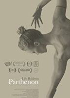 Parthenon (2017) Escenas Nudistas
