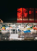 Plattform/Unterwerfung (theatre play) (2019) Escenas Nudistas