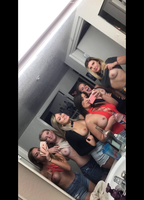 Please No Daughters (2017) Escenas Nudistas