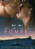 Pompei  2019 película escenas de desnudos