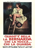 Quant'è bella la Bernarda, tutta nera, tutta calda (1975) Escenas Nudistas
