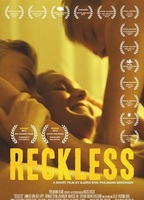 Reckless (II) (2013) Escenas Nudistas