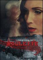 Roulette (2013) Escenas Nudistas