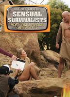 Sensual Survivalists (2017) Escenas Nudistas