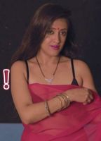 Sharla Bhabhi 2019 película escenas de desnudos