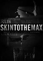 Skin to the Max 2011 película escenas de desnudos