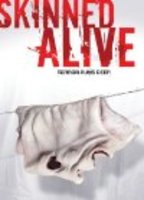 Skinned Alive 2008 película escenas de desnudos