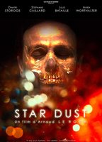 Star Dust 2015 película escenas de desnudos