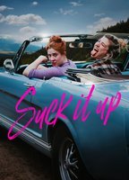 Suck It Up  (2017) Escenas Nudistas