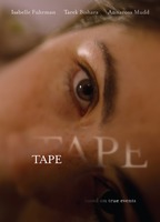 Tape (2020) Escenas Nudistas