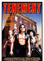 Tenement 1985 película escenas de desnudos