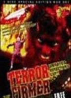 Terror Firmer 1999 película escenas de desnudos
