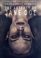 The Autopsy Of Jane Doe 2016 película escenas de desnudos