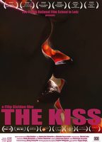 The Kiss (III) 2013 película escenas de desnudos