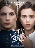 The Mad Women's Ball (2021) Escenas Nudistas