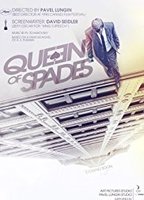 The Queen of Spades (2016) Escenas Nudistas