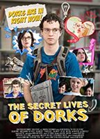 The Secret Lives of Dorks 2013 película escenas de desnudos