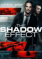 The Shadow Effect (2017) Escenas Nudistas