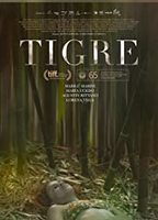 Tigre (2017) Escenas Nudistas