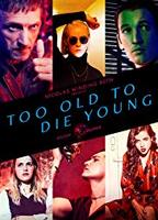 Too Old to Die Young 2019 película escenas de desnudos