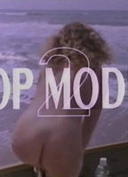 Top Model 2 1990 película escenas de desnudos