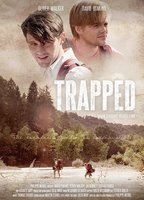 Trapped (IV) 2012 película escenas de desnudos