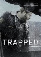 Trapped (2015-presente) Escenas Nudistas