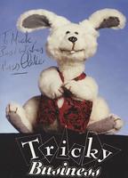 Tricky Business (1989-1992) Escenas Nudistas