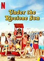 Under the Riccione Sun 2020 película escenas de desnudos