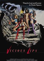 Vicious Lips (1986) Escenas Nudistas