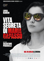 Vita segreta di Maria Capasso (2019) Escenas Nudistas