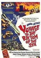 Voyage to the Bottom of the Sea  (1961) Escenas Nudistas