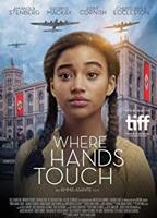 Where Hands Touch 2018 película escenas de desnudos