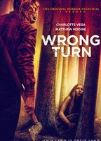 Wrong Turn 2021 película escenas de desnudos