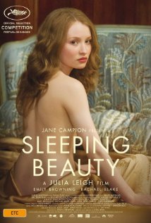 Sleeping Beauty (I) (2011) Escenas Nudistas