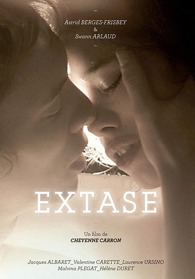 Extase (2009) Escenas Nudistas