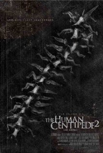 The Human Centipede II (2011) Escenas Nudistas