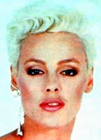 Brigitte Nielsen desnuda