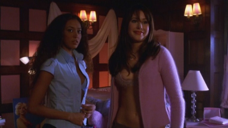 Amanda Crew Desnuda En Smallville