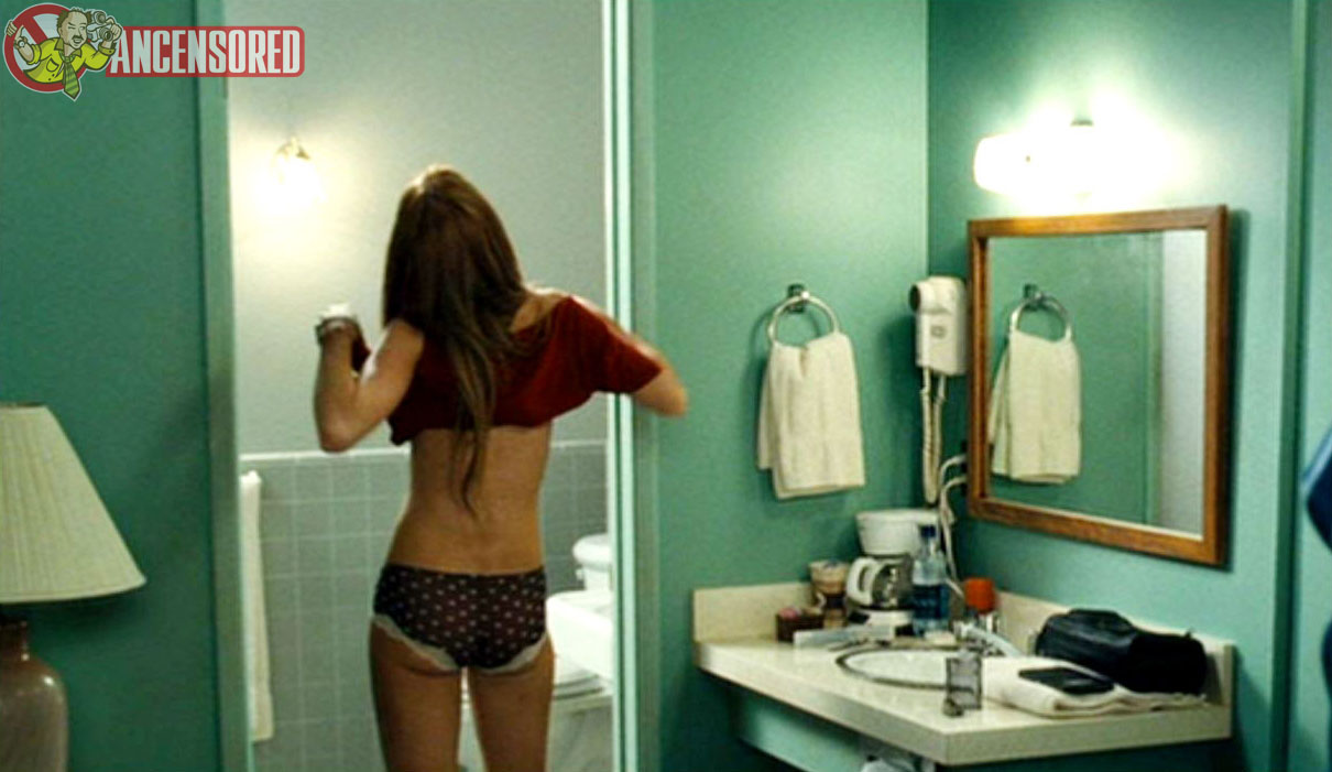 Lindsay Lohan nude pics.
