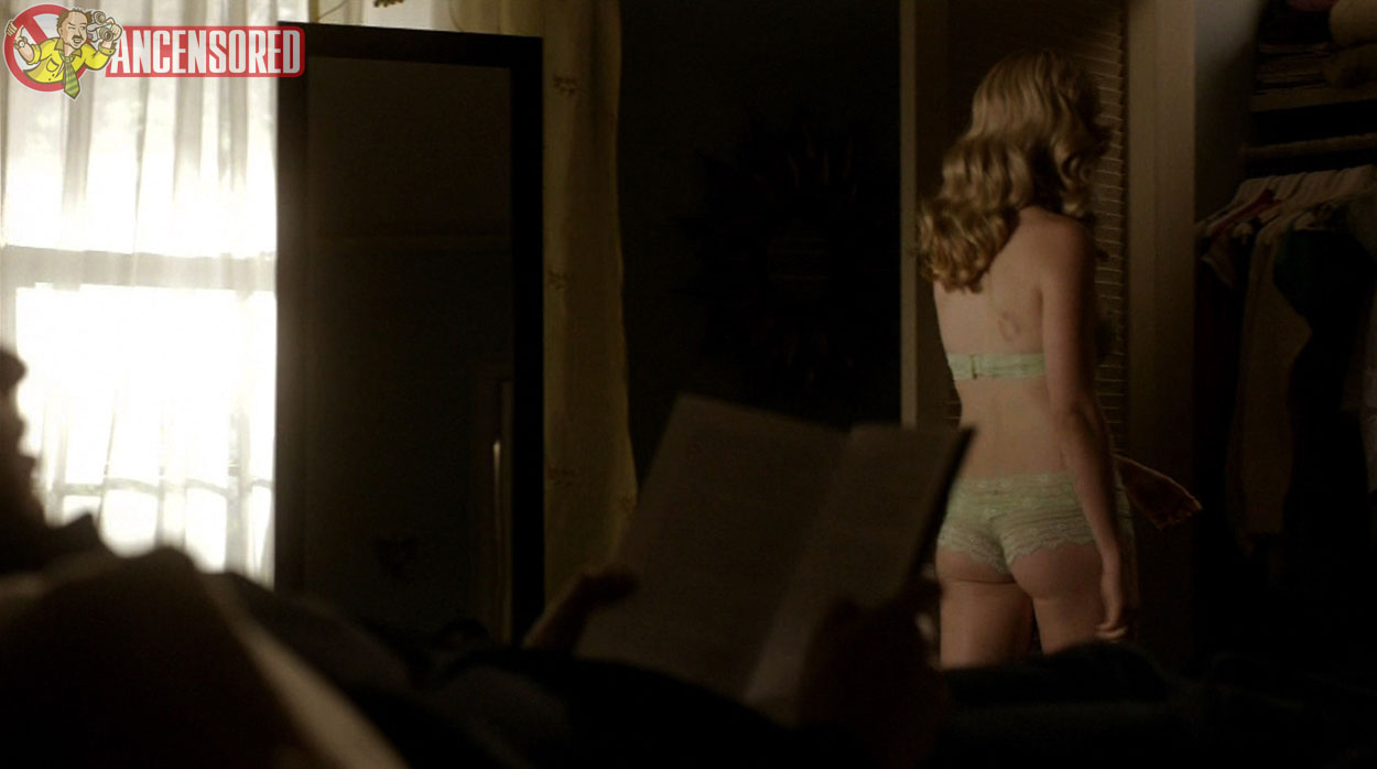 Candice King Desnuda En The Vampire Diaries 