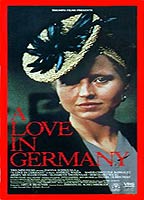 A Love in Germany 1983 película escenas de desnudos