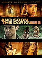 And Soon the Darkness 2010 película escenas de desnudos