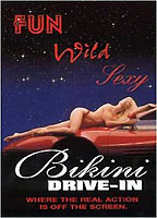 Bikini Drive-In 1995 película escenas de desnudos