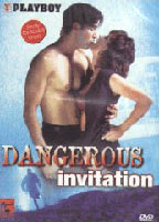 Dangerous Invitation escenas nudistas