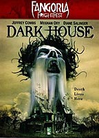 Dark House 2009 película escenas de desnudos
